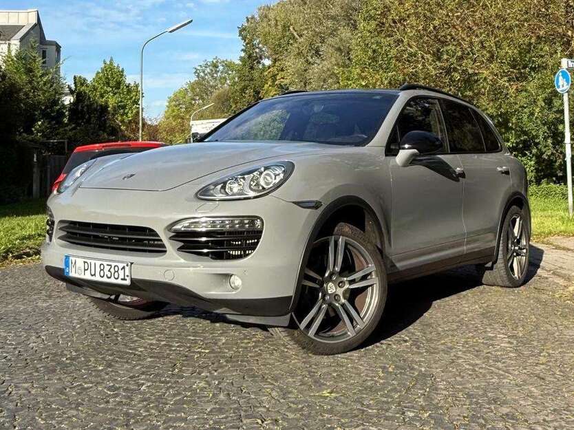 Porsche Cayenne 229.400 km 17.500 € München 81925