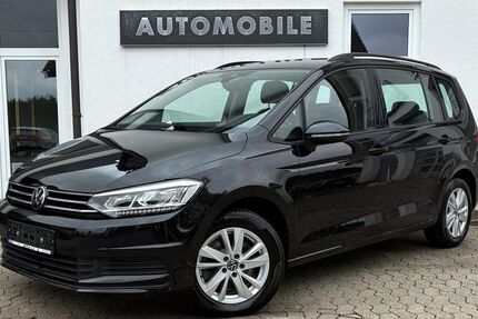 VW Touran 49.700 km 28.469 &euro; Königsfeld 78126