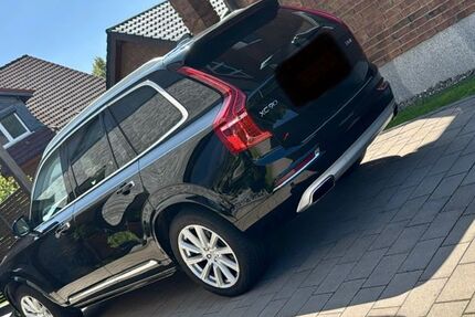 Volvo XC90 124.084 km 28.900 &euro; Leopoldshöhe 33818