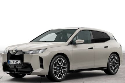 BMW iX 3.982 km 72.900 &euro; Altötting 84503