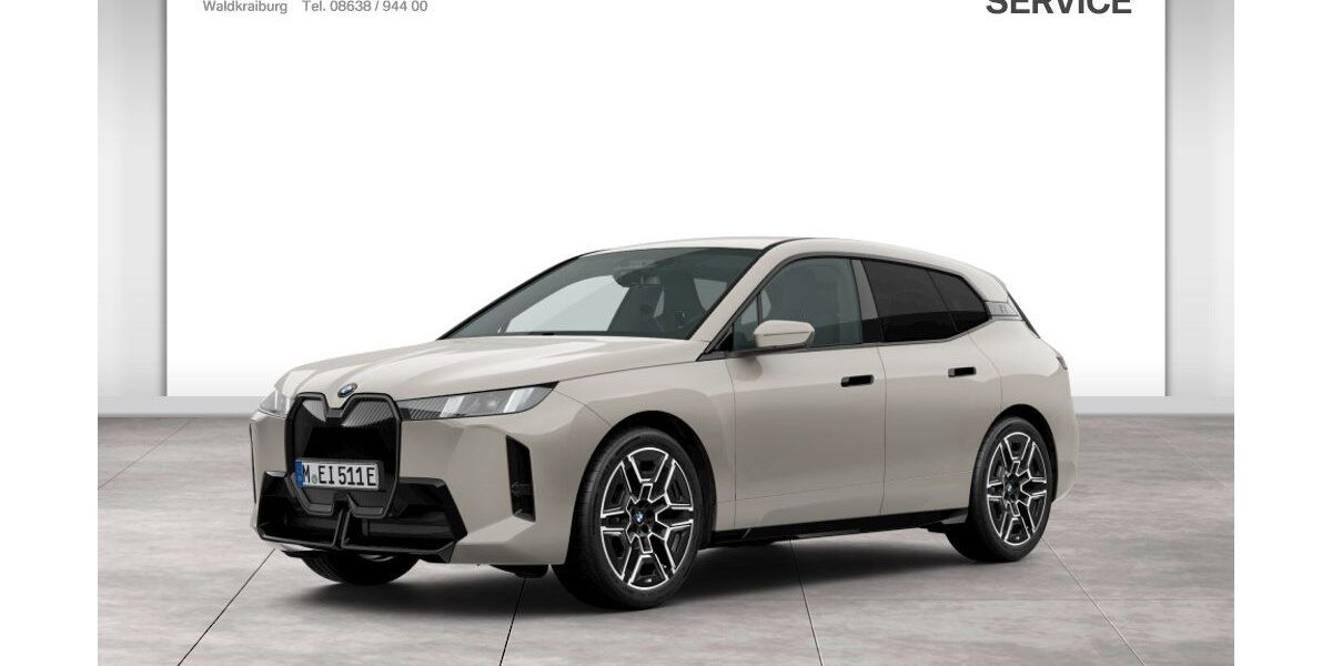 BMW iX 3.982 km 72.900 &euro; Altötting 84503