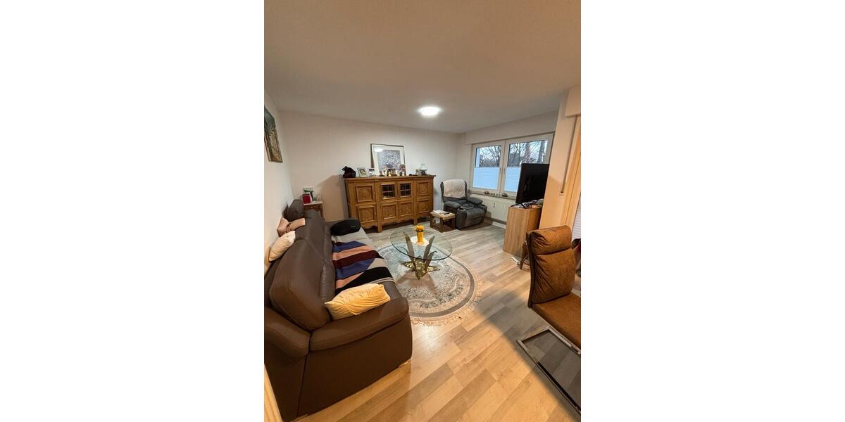 Etagenwohnung Niederzier - 3 Zimmer, 72 m&sup2;, 930&euro; | Angebot:24864886