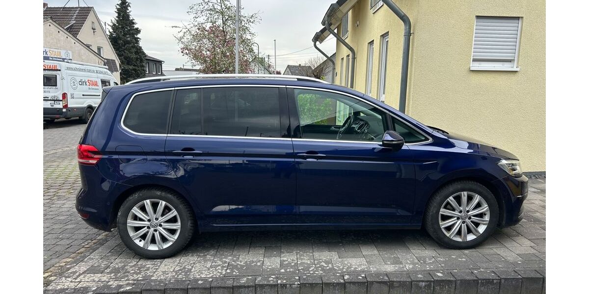 VW Touran 160.000 km 17.200 &euro; Sinzig 53489