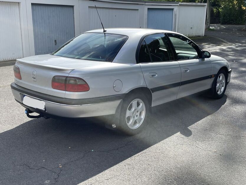Opel Omega 112.000 km 3.450 € Heusenstamm 63150