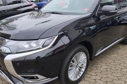 Mitsubishi Plug-in Hybrid Outlander 31.500 km 18.950 &euro; Bremen 28237