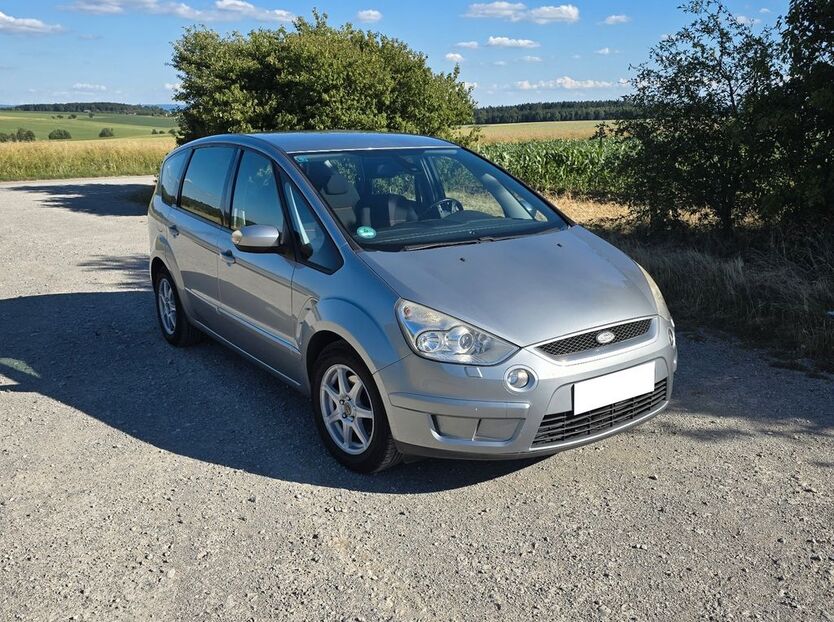 Ford S-Max 254.228 km 3.600 € Welzheim 73642
