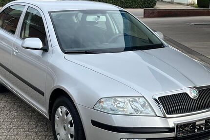 Skoda Octavia 280.000 km 2.199 &euro; Stadland 26935