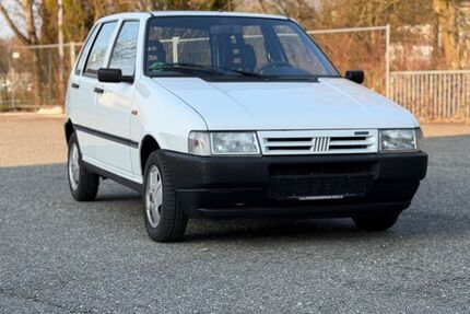 Fiat Uno 65.000 km 7.900 &euro; Tettnang 88069
