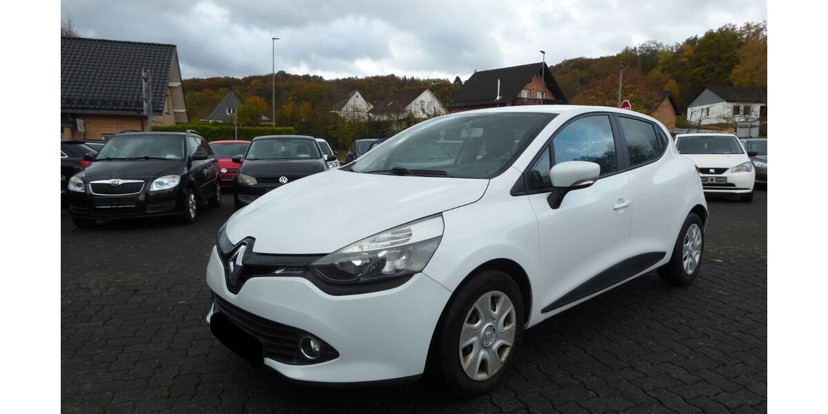 Renault Clio 137.000 km 5.500 &euro; Wiehl 51674