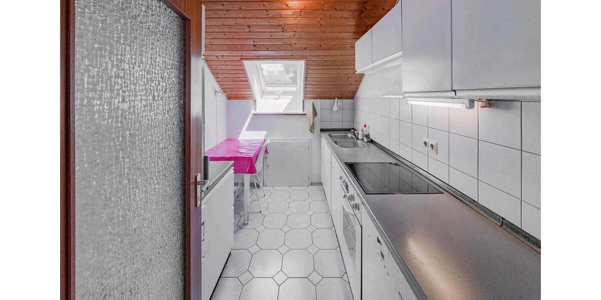Dachgeschoßwohnung Sankt Georgen im Schwarzwald - 3 Zimmer, 67 m&sup2;, 650&euro; | Angebot:26297532