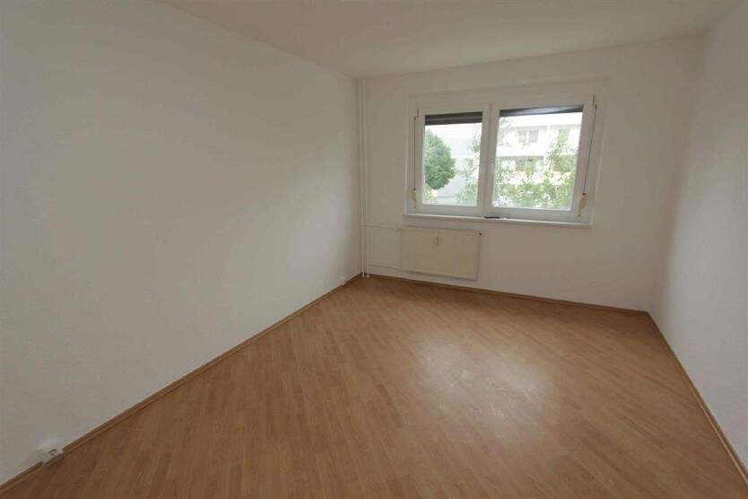 Attraktive neu renovierte 2-Raum-Wohnung in Teutschenthal 2 zimmer