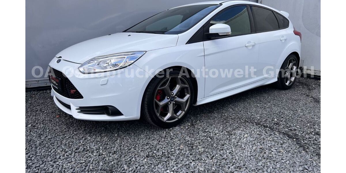Ford Focus 90.000 km 15.800 &euro; Georgsmarienhütte 49124