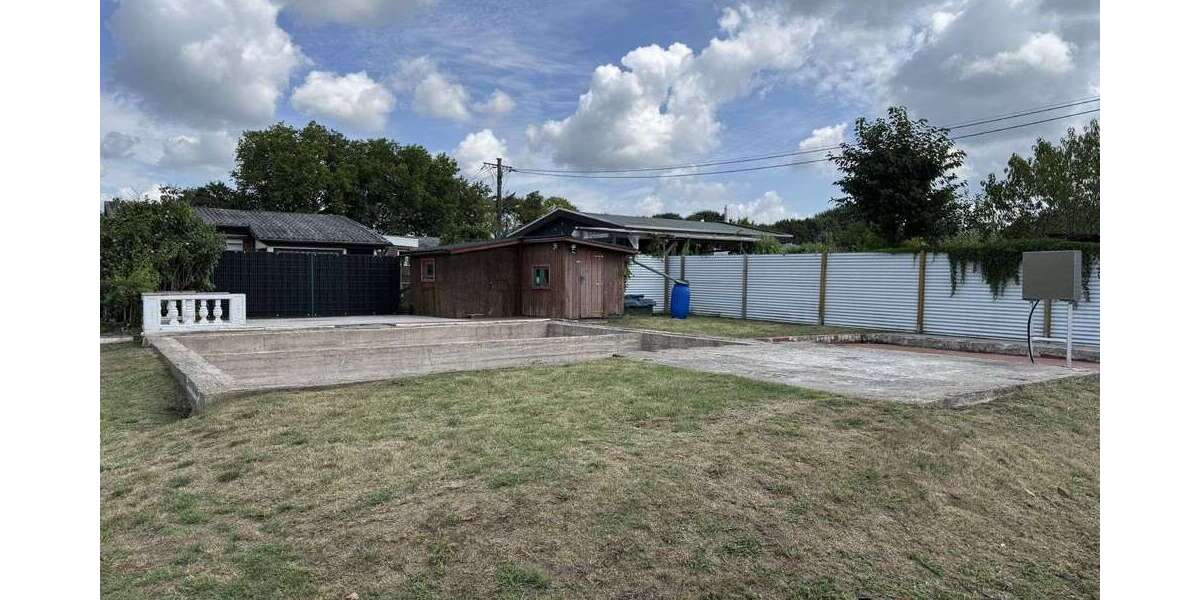 Grundstück zu verkaufen in Emmerich am Rhein (Elten) 52.500 € 300 m² zimmer