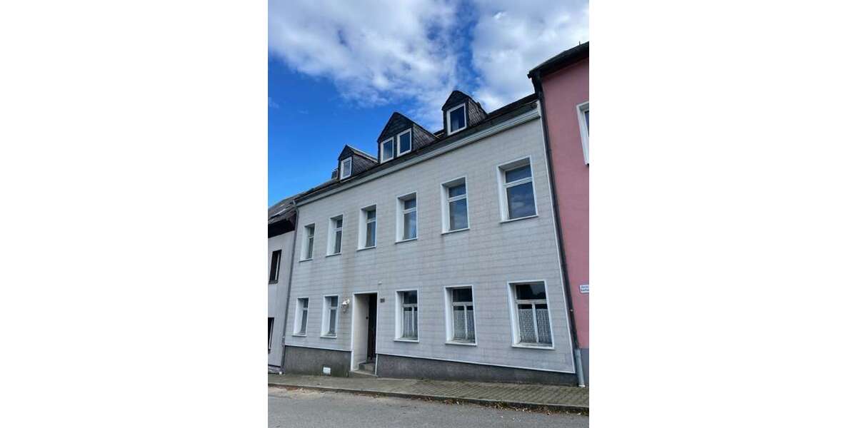 Haus zum Kaufen in Marienberg OT Zöblitz 39.000 € 180 m² 6 zimmer
