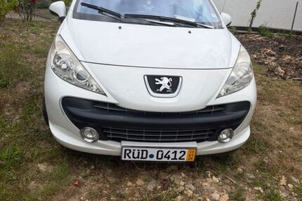 Peugeot 207 170.000 km 2.400 &euro; Taunusstein 65232
