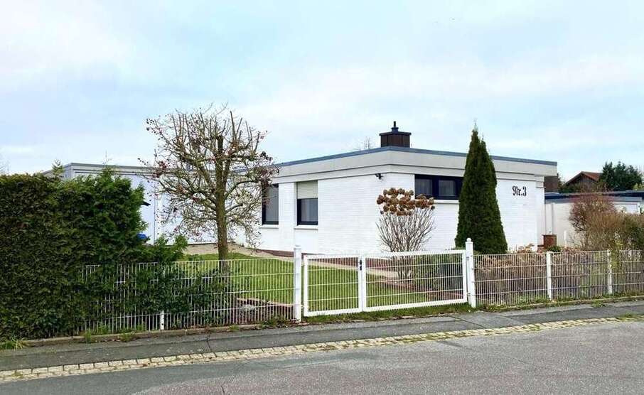 Haus zum Kaufen in Fredenbeck 295.000 € 101.25 m²