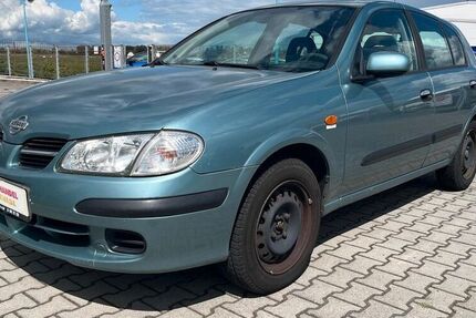 Nissan Almera