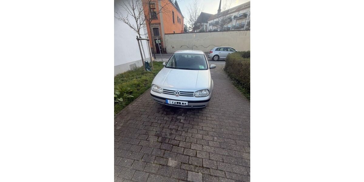 VW Golf 203.000 km 1.090 &euro; Speyer 67346