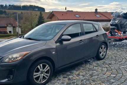 Mazda 3 217.000 km 3.200 &euro; Perlesreut 94157