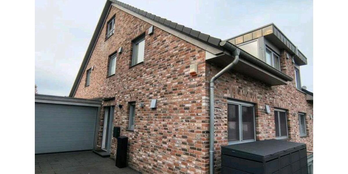 Doppelhaushälfte Meerbusch - 5.5 Zimmer, 157 m&sup2;, 3.200&euro; | Angebot:26329601