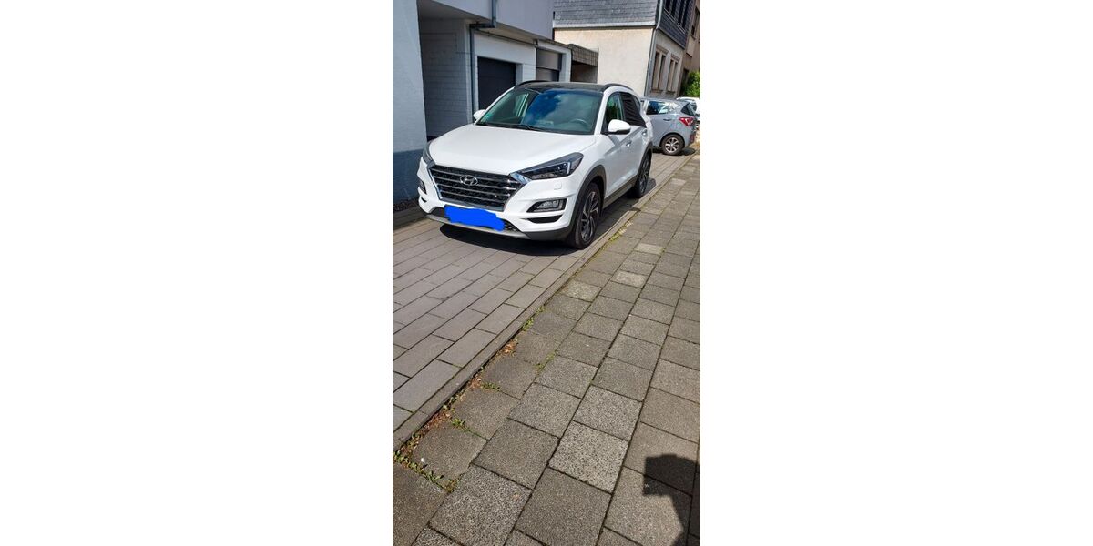 Hyundai TUCSON 134.000 km 16.399 &euro; Wesseling 50389