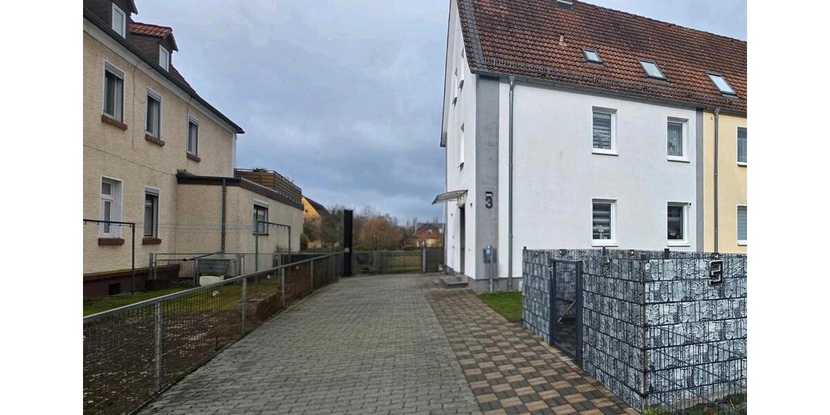 Reihenhaus Lohfelden - 7 Zimmer, 110 m&sup2;, 369.000&euro; | Angebot:25159690