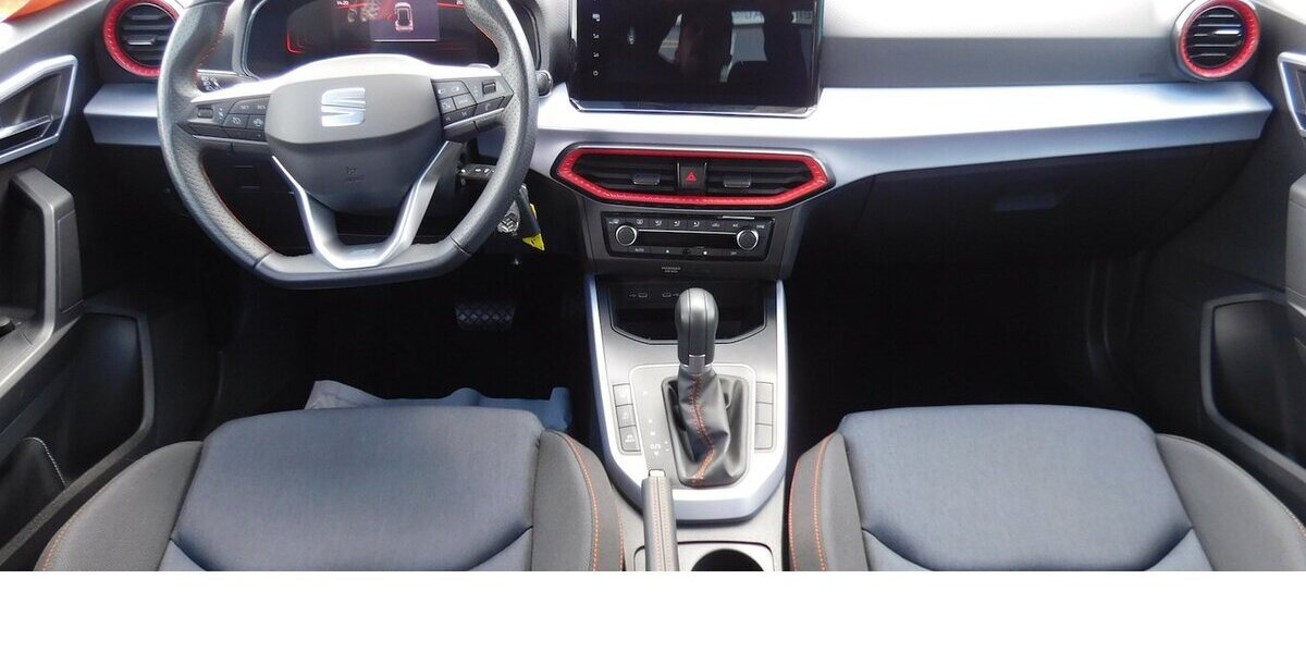 Seat Arona 1.0 FR-Line TSI BMT DSG Navi Klima Alu 14.600 km 17.990 &euro; Vordorf 38533