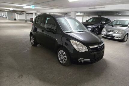 Opel Agila