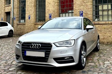 Audi A3 107.500 km 12.500 &euro; Berlin 13357