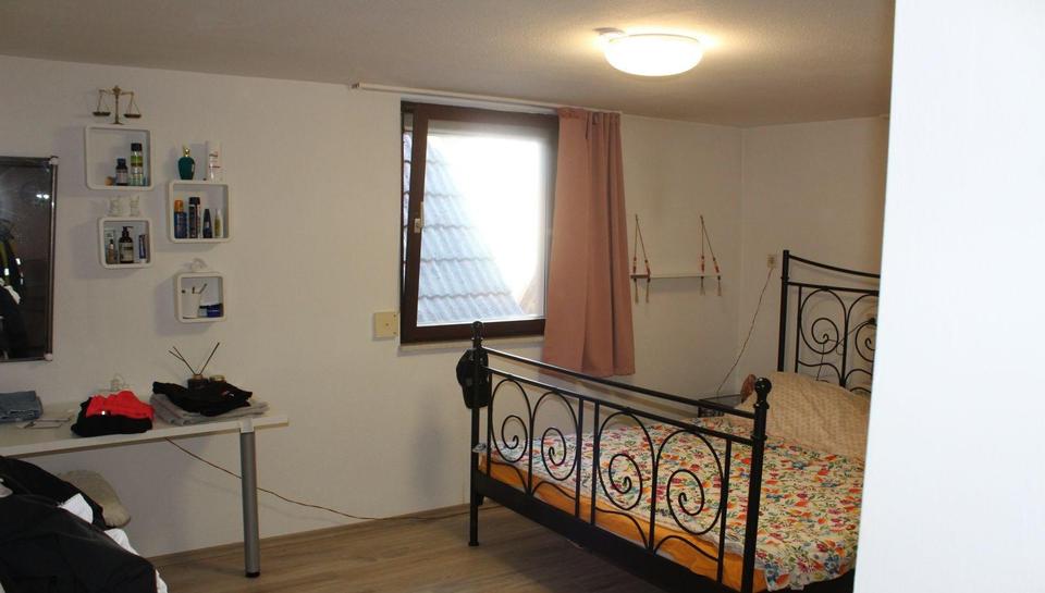 Mehrfamilienhaus, Wohnhaus Rottenburg am Neckar - 390.000&euro; | Angebot:26903193