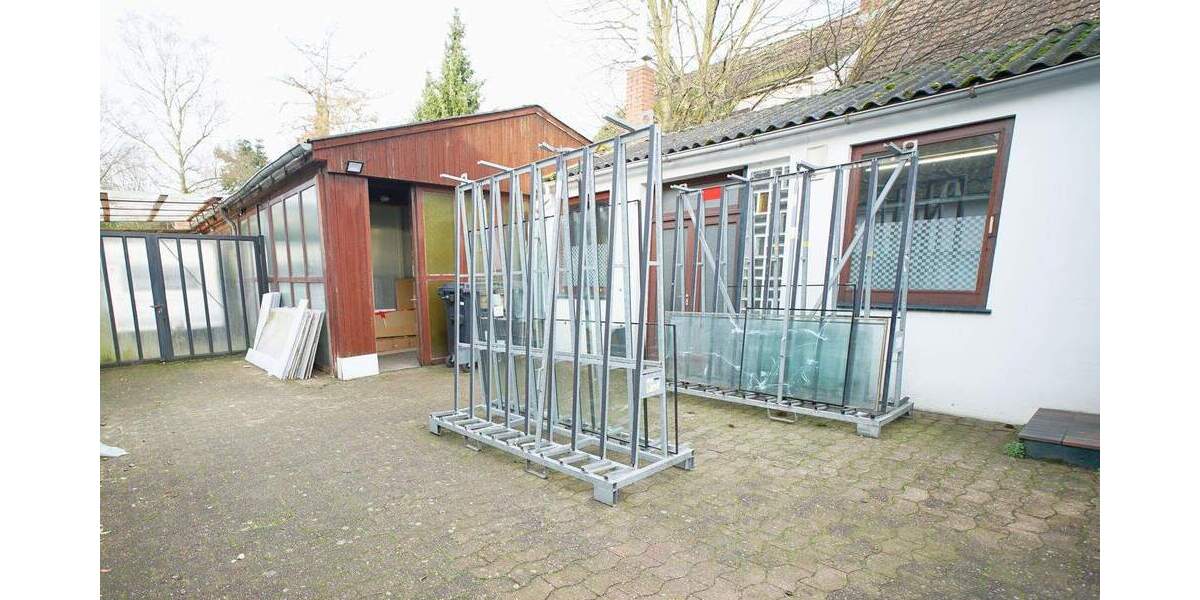 Gewerbeobjekt Bremen Kirchhuchting - 8 Zimmer, 451 m&sup2;, 389.000&euro; | Angebot:25771365