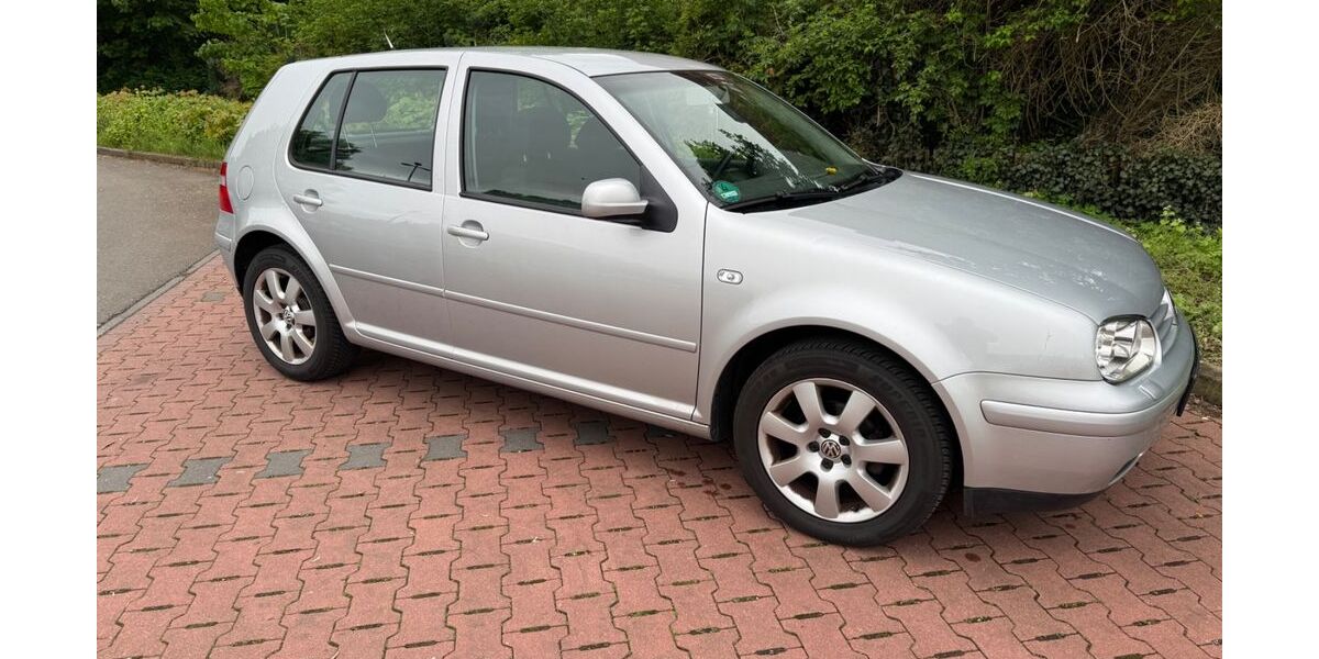 VW Golf 175.000 km 2.200 &euro; Hessisch Oldendorf 31840