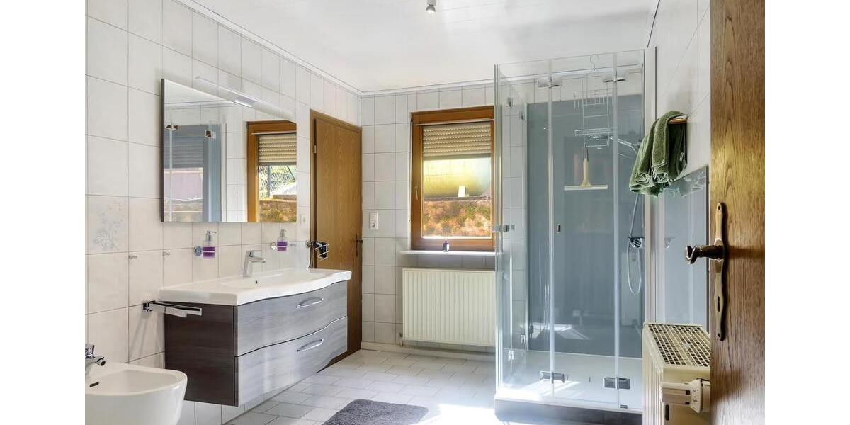 Einfamilienhaus Gemünden am Main - 6 Zimmer, 164 m&sup2;, 1.650&euro; | Angebot:26682506