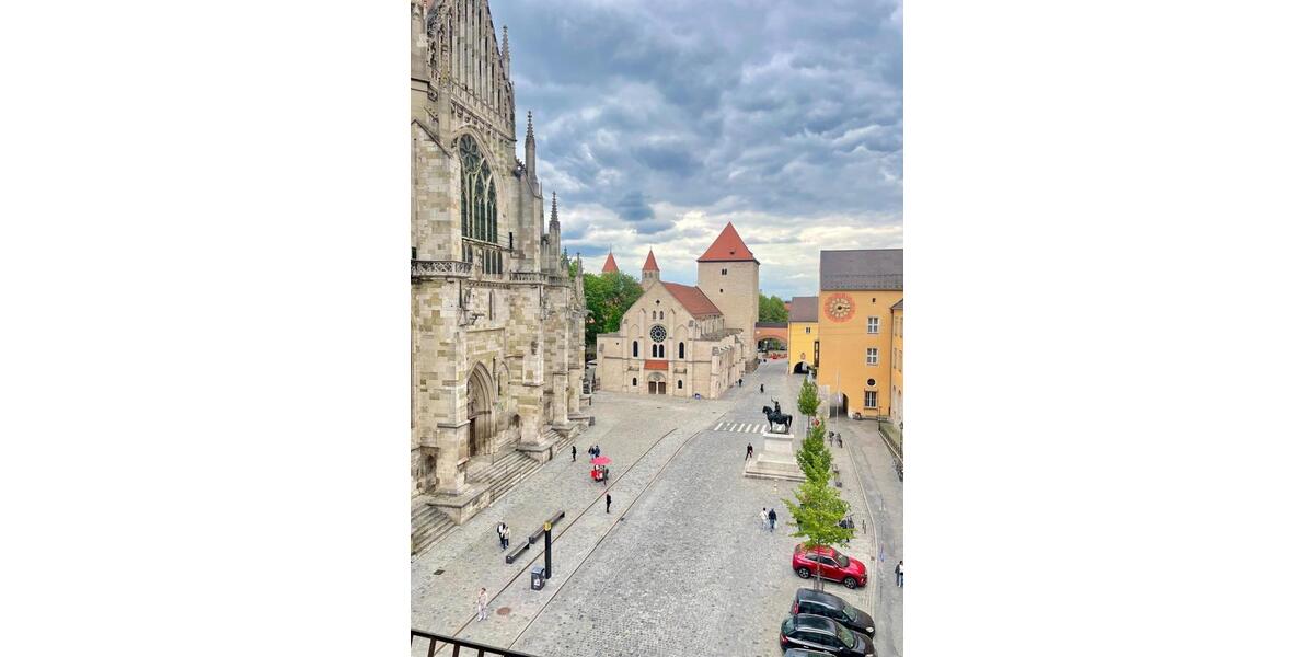 Etagenwohnung Regensburg Kumpfmühl - 4.5 Zimmer, 264 m&sup2;, 3.500&euro; | Angebot:26589423