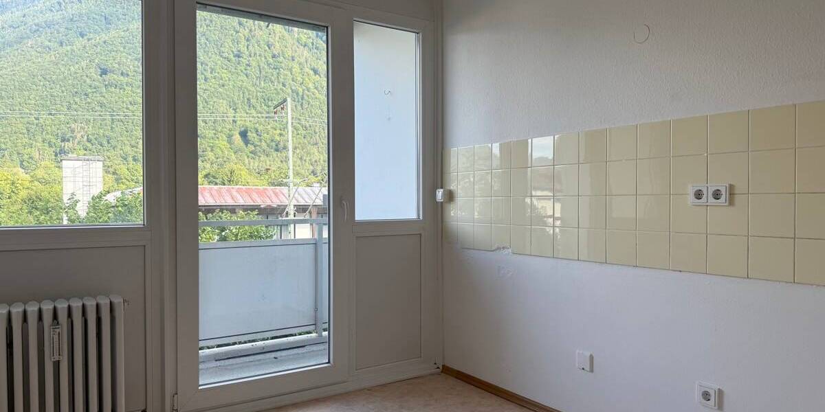 Etagenwohnung Bad Reichenhall - 3 Zimmer, 76 m&sup2;, 900&euro; | Angebot:26392530