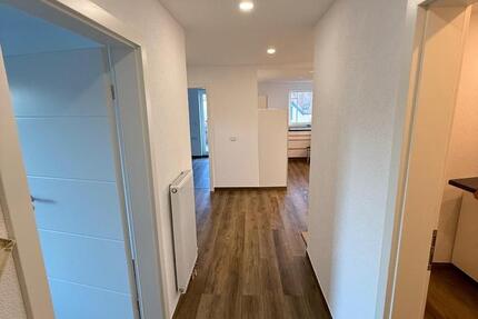 3,5 Zimmer Wohnung - Erstbezug nach Renovierung - mit Tiefgarage zimmer