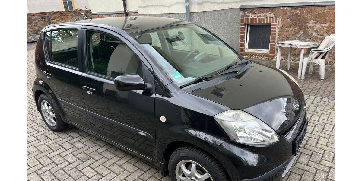 Daihatsu Sirion 56.000 km 4.444 &euro; Dresden 01139