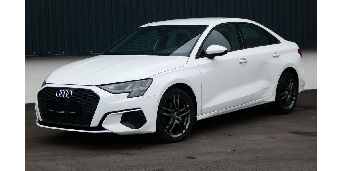 Audi A3 100.000 km 18.490 &euro; Lauingen/Donau 89415