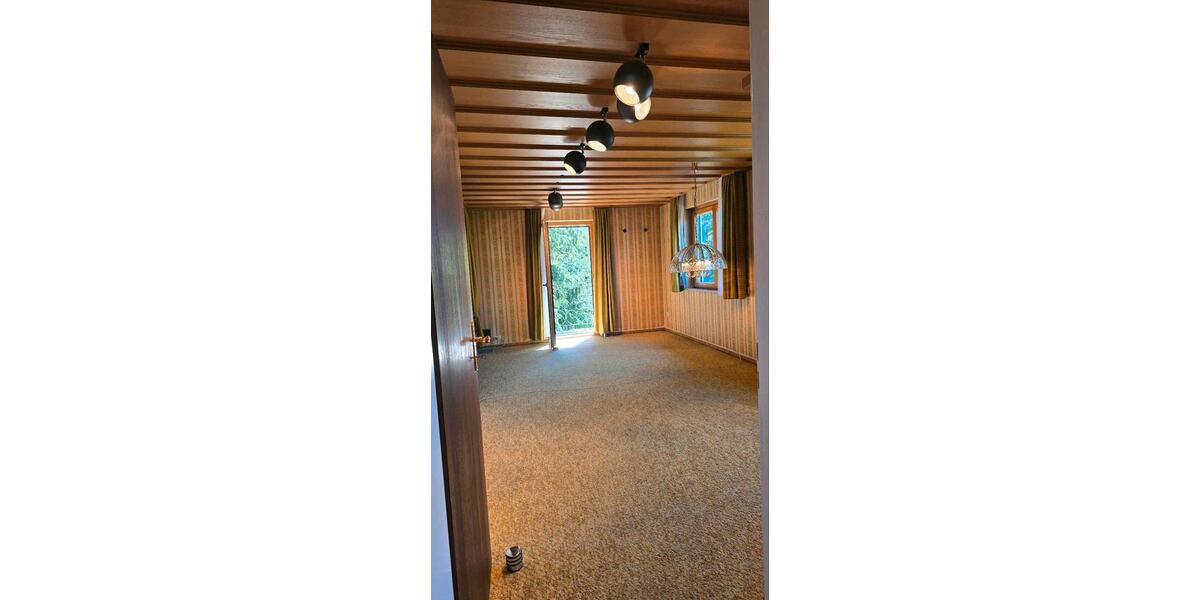 Reihenhaus Trossingen - 8 Zimmer, 192 m&sup2;, 490.000&euro; | Angebot:26906853