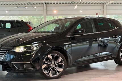 Renault Megane 216.714 km 7.950 &euro; Bielefeld 33647