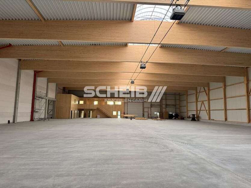 Halle in Crailsheim 39.412 € 6680 m²