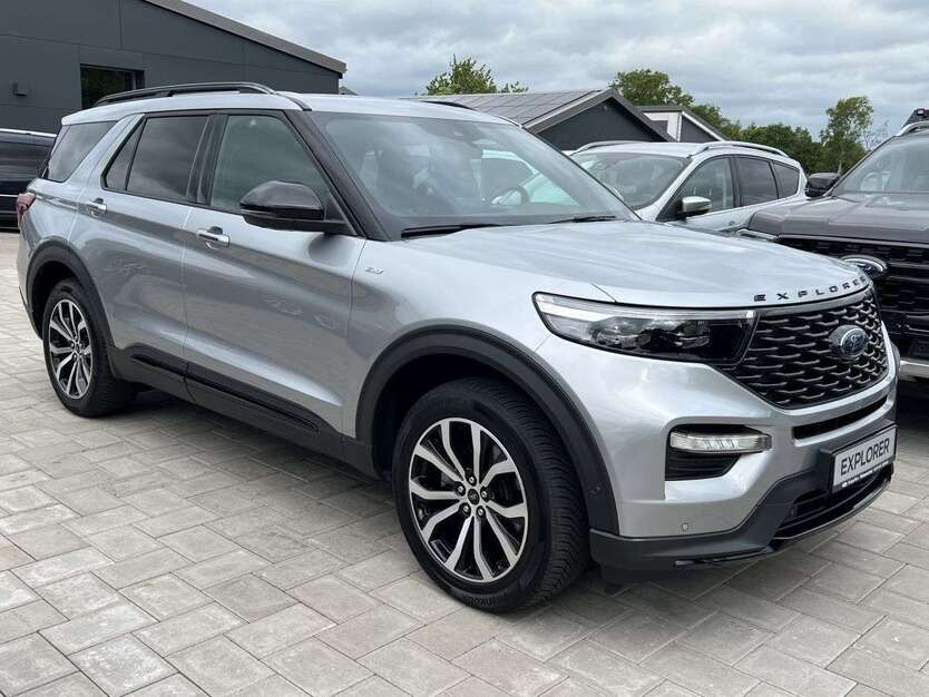 Ford Explorer 61.400 km 45.950 € Düdenbüttel 21709