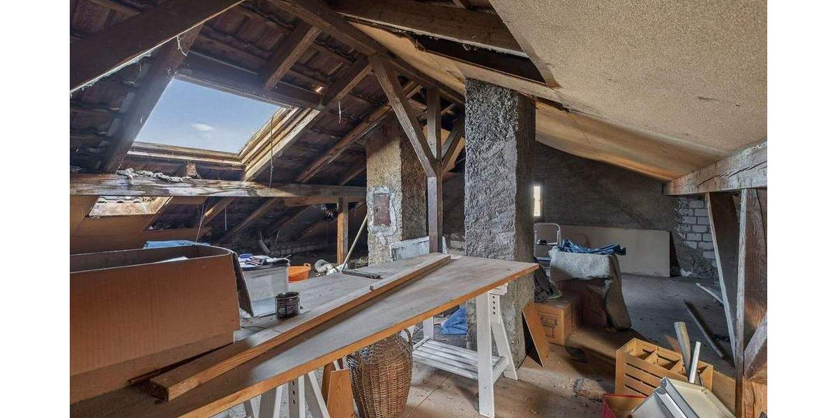 Mehrfamilienhaus, Wohnhaus Karlsbad / Auerbach Auerbach - 6 Zimmer, 153 m&sup2;, 195.000&euro; | Angebot:24857833