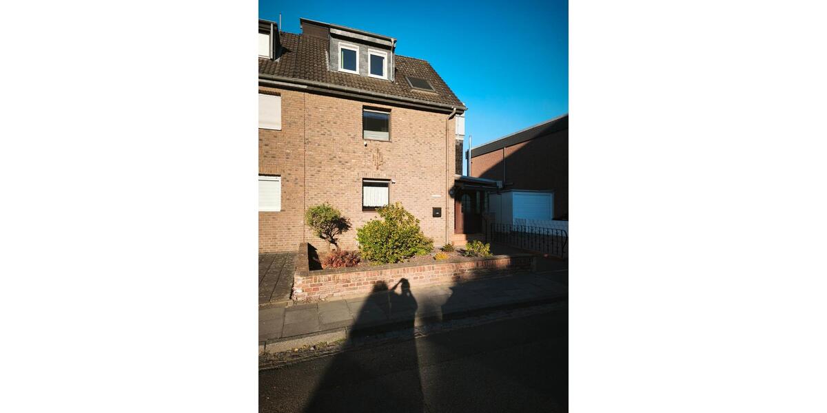Einfamilienhaus Erftstadt - 499.000&euro; | Angebot:27440692