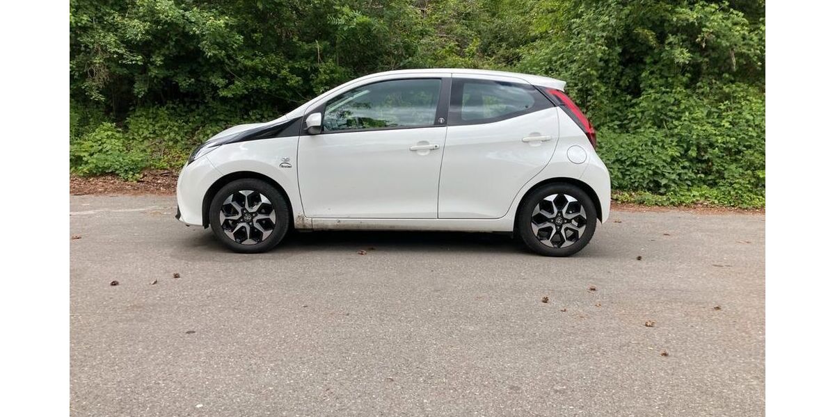 Toyota Aygo (X) 20.900 km 10.500 &euro; Konstanz 78464