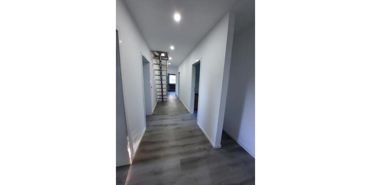 Maisonettenwohnung Mölln - 6 Zimmer, 130 m&sup2;, 1.600&euro; | Angebot:25286153