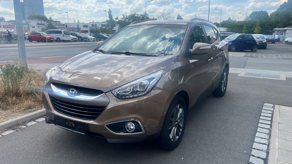 Hyundai ix35 124.000 km 9.800 &euro; Nürnberg 90449