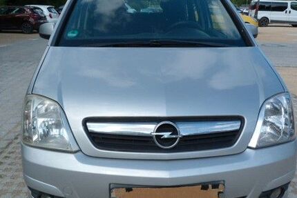 Opel Meriva 140.000 km 2.400 € Tuttlingen 78532