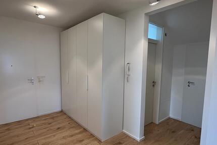 Saniert! Moderne 67qm in ruhiger Lage mit Balkon und TG 2 zimmer