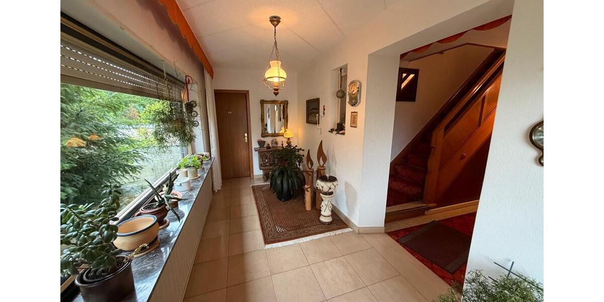 Einfamilienhaus Weiskirchen - 7 Zimmer, 181 m&sup2;, 279.000&euro; | Angebot:27150750